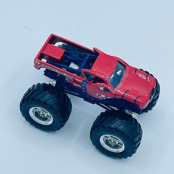 Hot Wheels Monster Jam Truck 1:64 Die Cast Vehicle "Brutus" Graphic - Picture 4 of 6